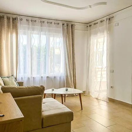Riviera Glow B86 Lägenhet Golem (Tirana)