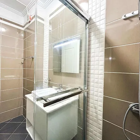 Riviera Glow B86 Apartamento Golem (Tirana)