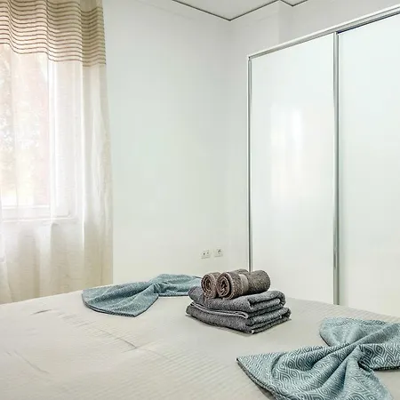 Riviera Glow B86 Apartamento