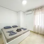 Riviera Glow B86 * Golem (Tirana)