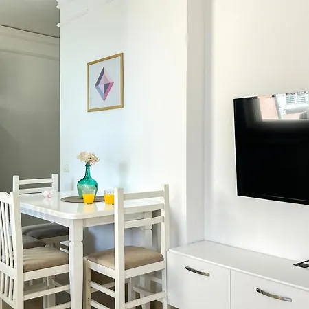 Riviera Glow B86 Апартаменты