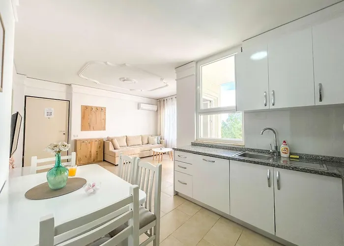 Riviera Glow B86 * Голем