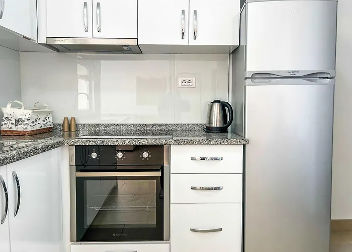 Riviera Glow B86 Апартаменты Голем